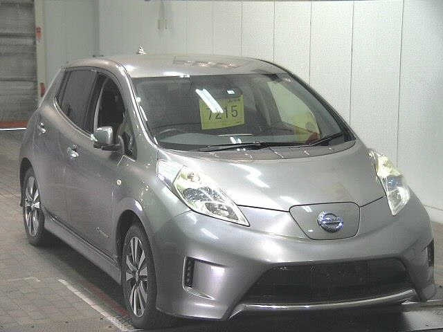 NISSAN LEAF 2014