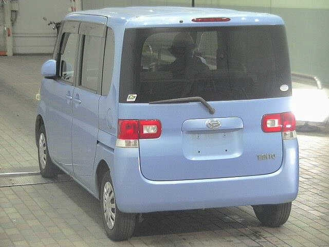 DAIHATSU TANTO 2008