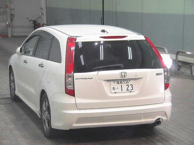 HONDA STREAM 2009