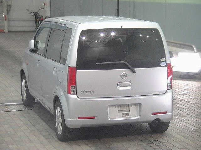 NISSAN OTTI 2011