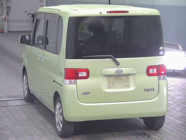 DAIHATSU TANTO 2012