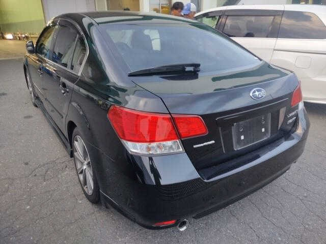 SUBARU LEGACY B4 2013