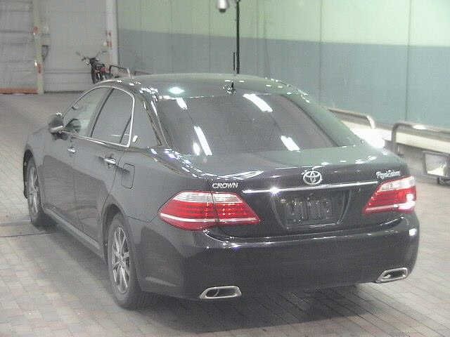 TOYOTA CROWN 2011