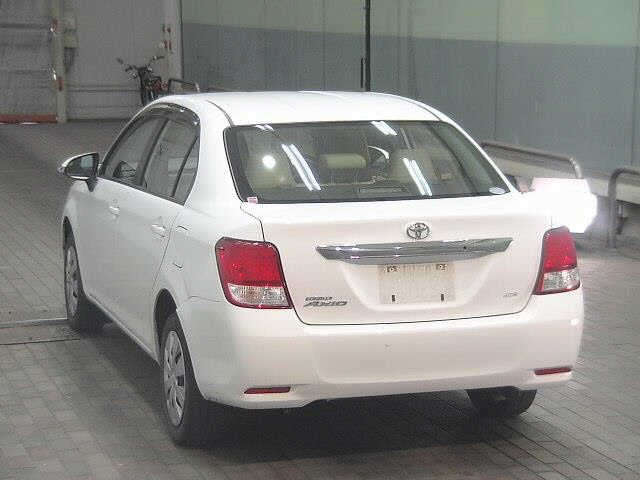 TOYOTA COROLLA AXIO 2015