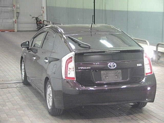 TOYOTA PRIUS 2013