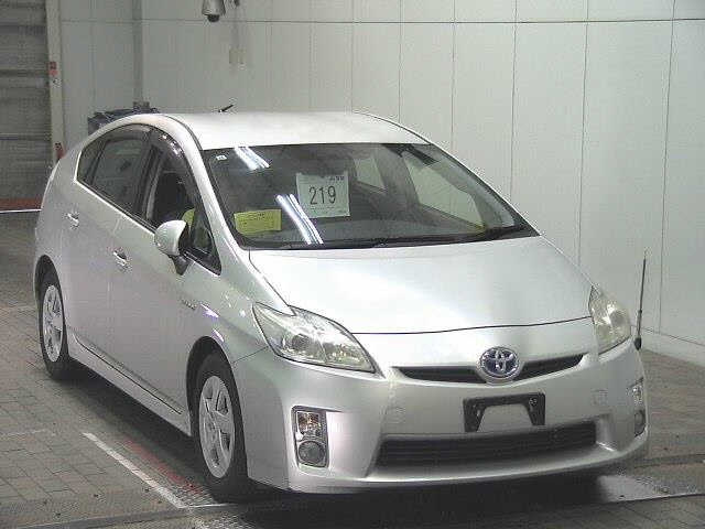 TOYOTA PRIUS 2011