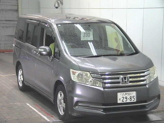 HONDA STEP WAGON 2012