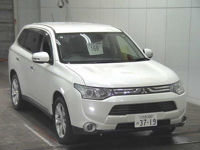 MITSUBISHI OUTLANDER 2013