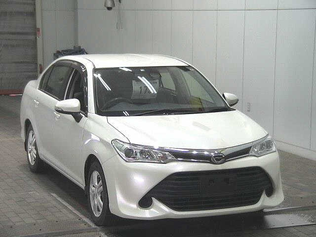 TOYOTA COROLLA AXIO 2016
