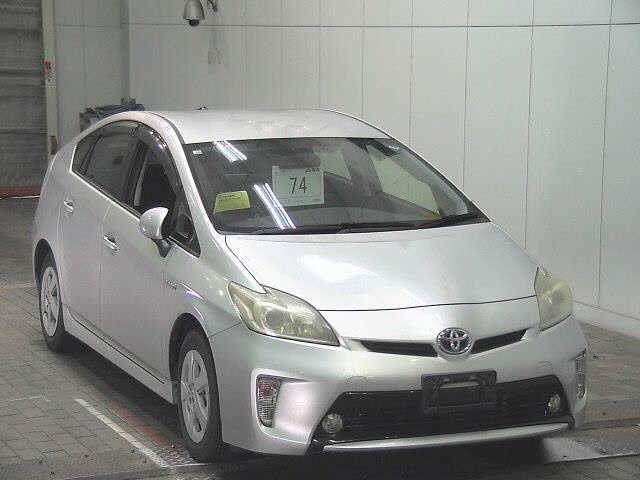 TOYOTA PRIUS 2012