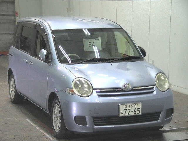 TOYOTA SIENTA 2012