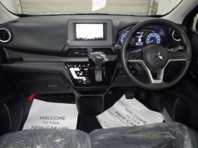 MITSUBISHI EK X 2024