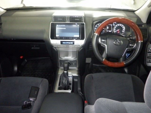 TOYOTA LAND CRUISER PRADO 2020