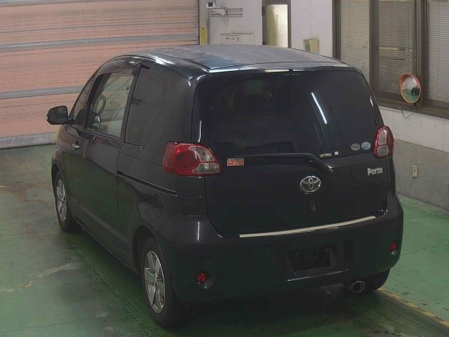 TOYOTA PORTE 2008