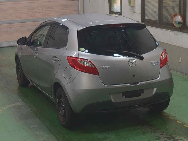 MAZDA DEMIO 2011