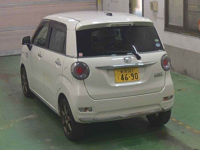 DAIHATSU CAST 2015