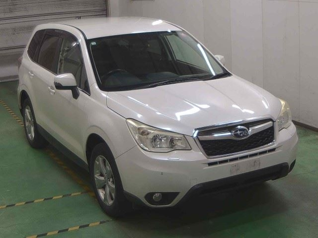 SUBARU FORESTER 2012