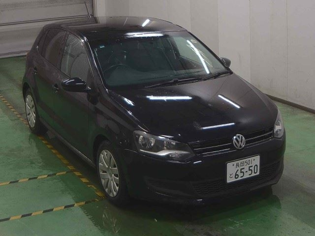 VOLKSWAGEN POLO 2012