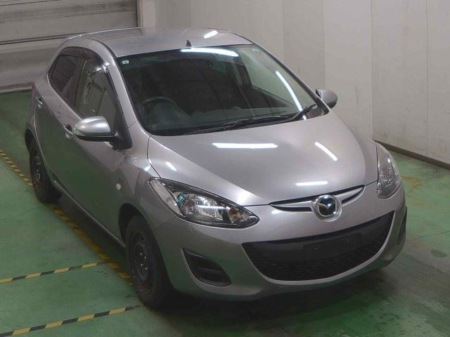 MAZDA DEMIO 2011