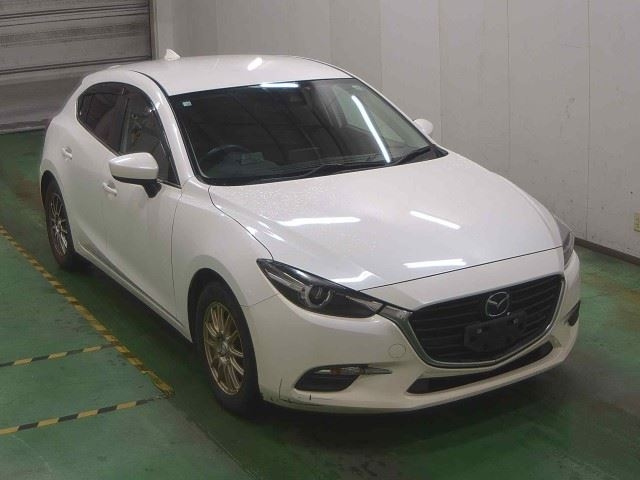 MAZDA AXELA 2016