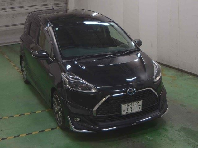 TOYOTA SIENTA 2018