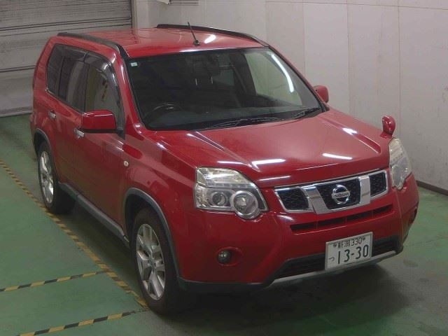 NISSAN X-TRAIL 2013