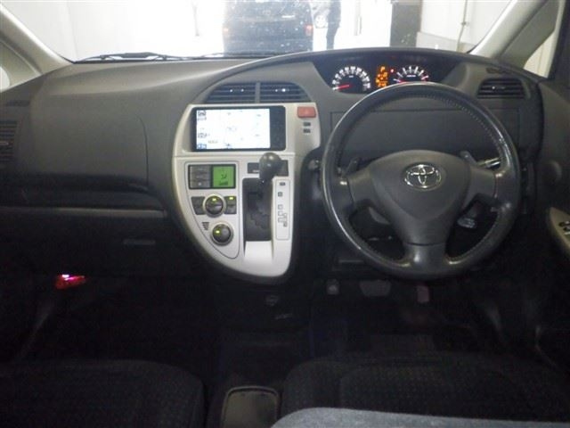 TOYOTA RACTIS 2008