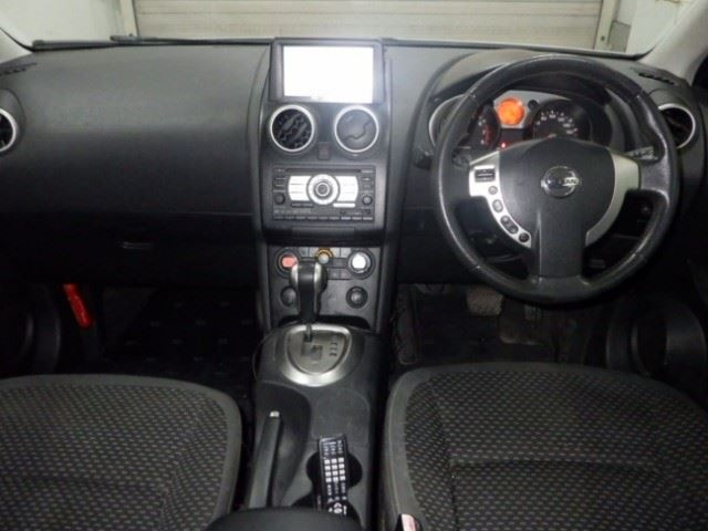 NISSAN DUALIS 2008