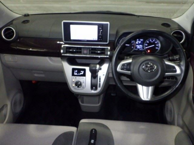 DAIHATSU CAST 2015