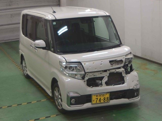 DAIHATSU TANTO 2017