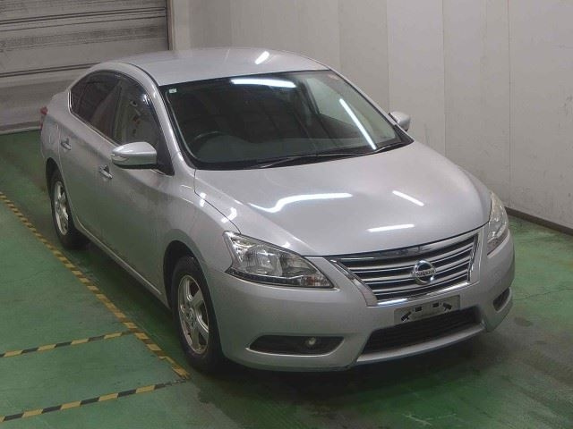 NISSAN SYLPHY 2013