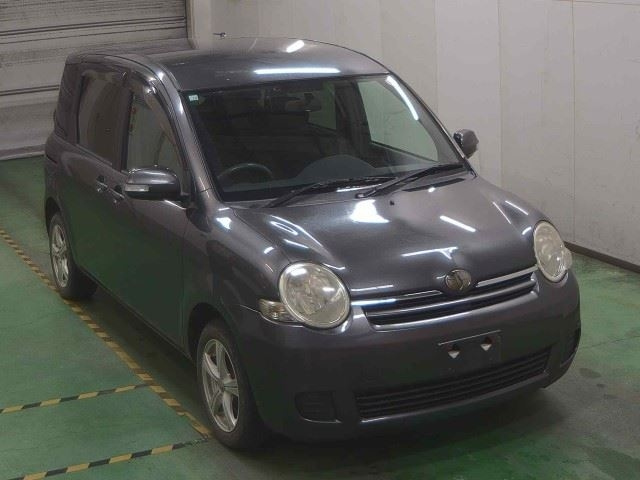 TOYOTA SIENTA 2008