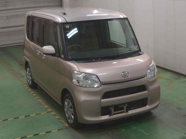 DAIHATSU TANTO 2014