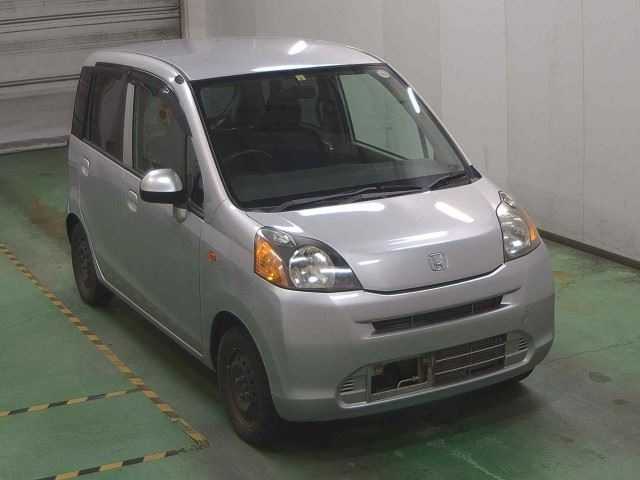HONDA LIFE 2010