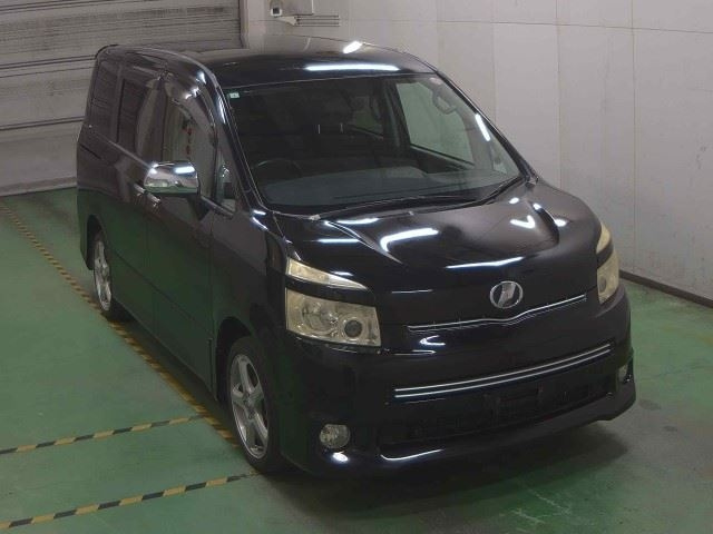 TOYOTA VOXY 2008