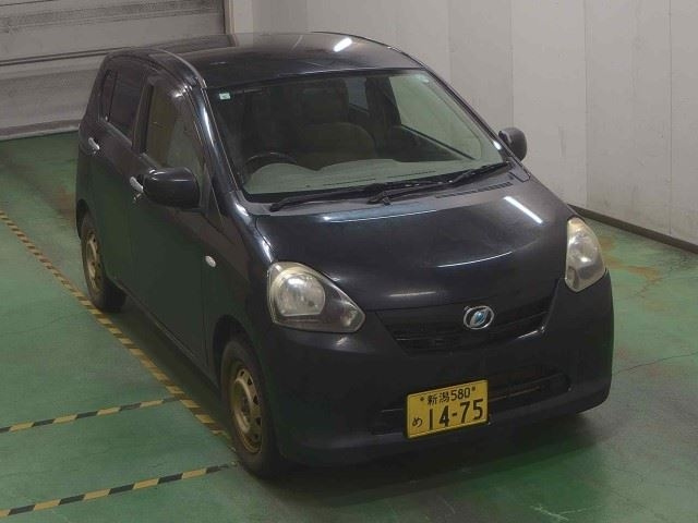 DAIHATSU MIRA E S 2013
