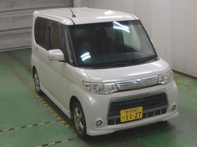 DAIHATSU TANTO 2013