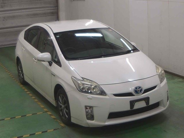 TOYOTA PRIUS 2010