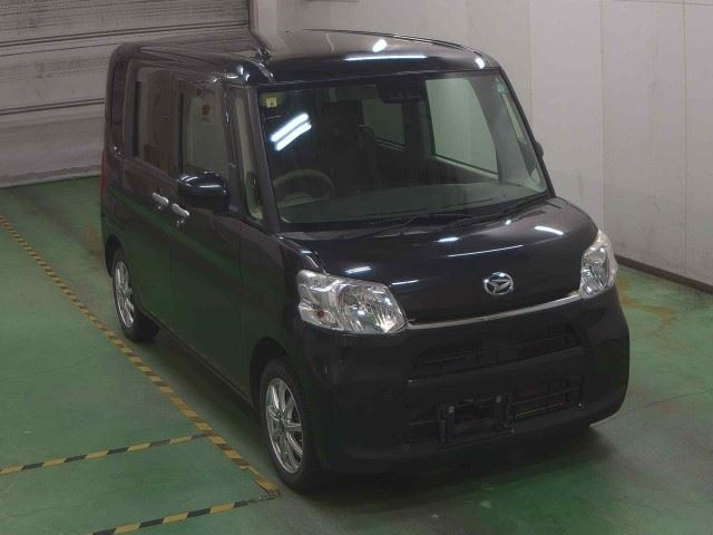 DAIHATSU TANTO 2018