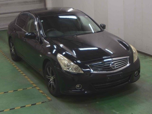 NISSAN SKYLINE 2010