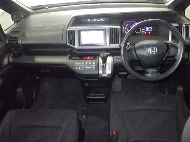 HONDA STEP WAGON 2010