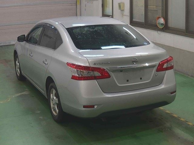 NISSAN SYLPHY 2013