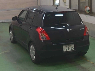 SUZUKI SWIFT 2010