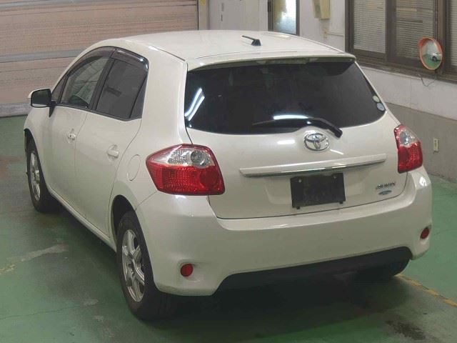TOYOTA AURIS 2010