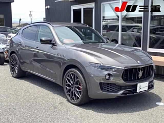 Заказать MASERATI LEVANTE