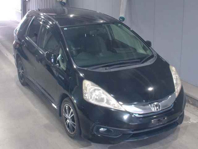 HONDA FIT SHUTTLE 2013