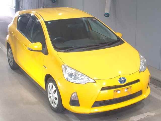 TOYOTA AQUA 2012