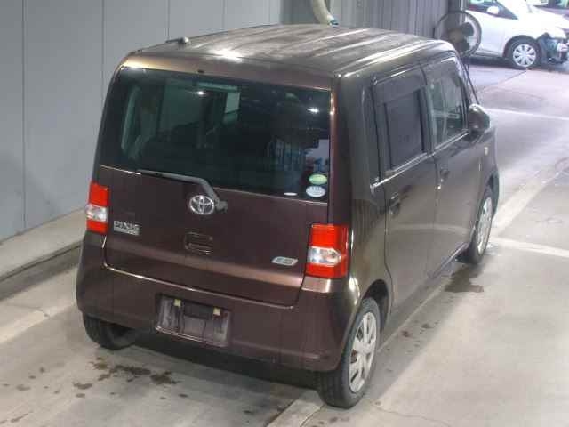 TOYOTA PIXIS SPACE 2012