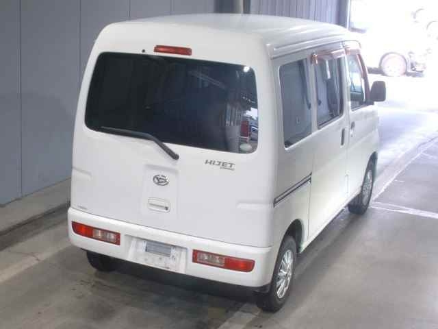 DAIHATSU HIJET VAN 2011