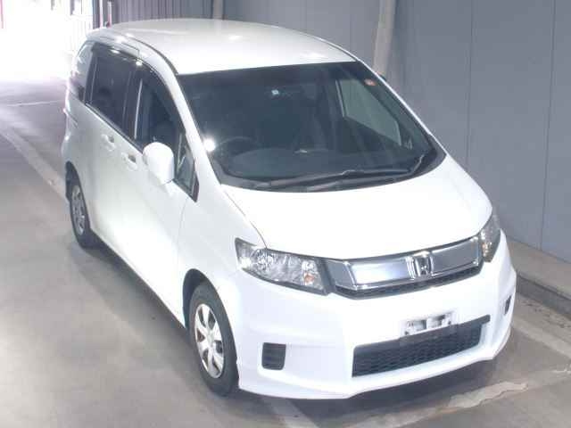 HONDA FREED 2015
